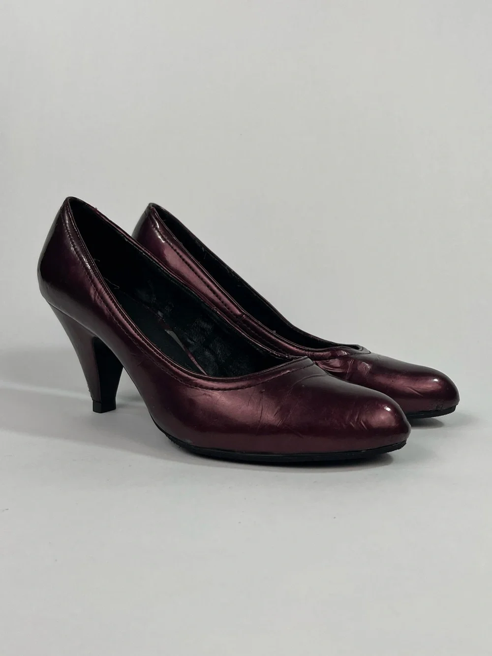 ALDO Women's Burgundy Classic Mid-Heel Almond Toe Pumps
